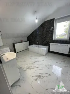 Casa cocheta, gata de locuit, intr-o zona linistita din comuna Berceni, 4 dormitoare, curte amenajata si utilitati complete! - foto 20