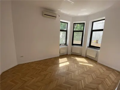 Vila de inchiriat in zona Capitale, office/rezidenta - foto 8