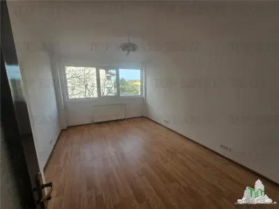 Cladire 9 incaperi (300mp utili) cu hala productie si depozit in Militari - foto 13