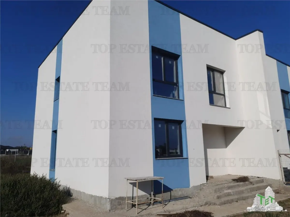 Casa cu etaj duplex la rosu cu finisaj exterior Agigea Constanta - foto 1