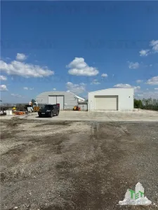 Teren 14.380mp si Spatiu industrial de vanzare in Ciorogarla la intersectie A0 cu A1 - Ciorogarla