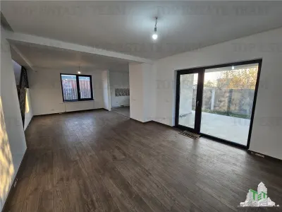 Vila lux 4 camere (dormitor parter) in Domnesti - foto 4