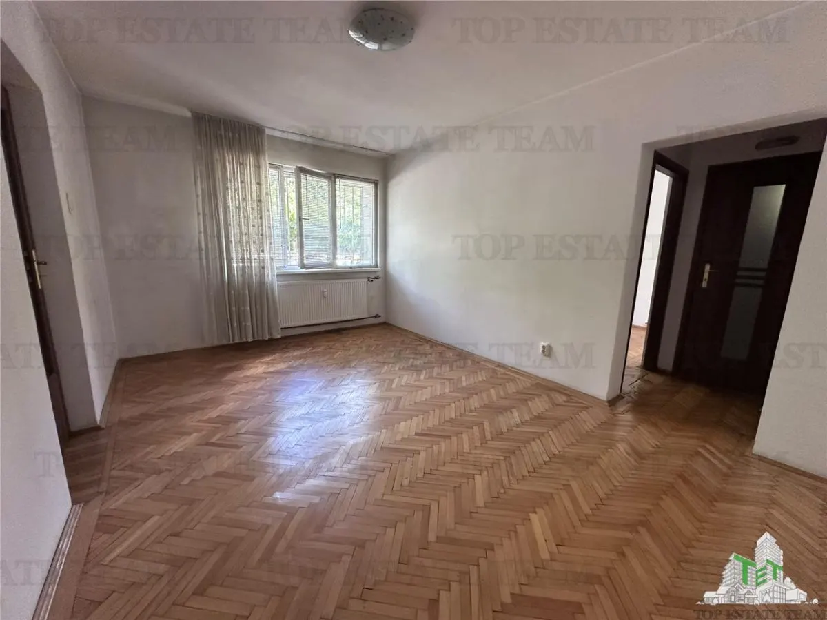 Two-Bedroom Apartment for Sale, Chibrit Area / Metrou 1 Mai, Bucuresti - foto 1