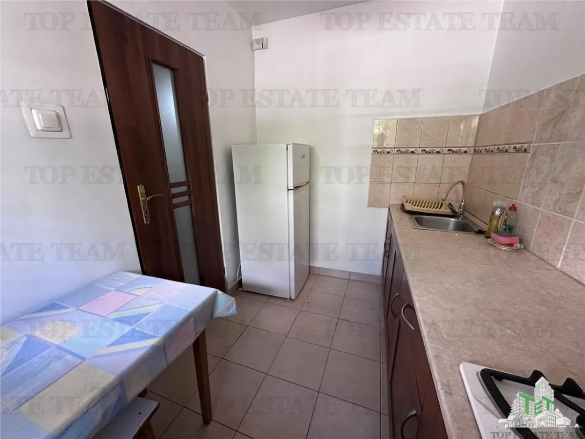 Two-Bedroom Apartment for Sale, Chibrit Area / Metrou 1 Mai, Bucuresti - foto 4