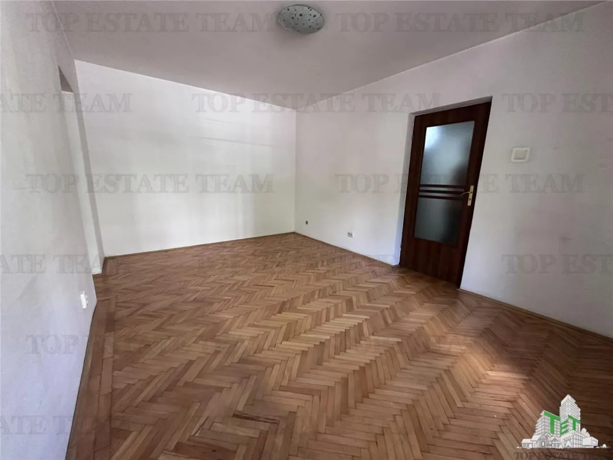 Two-Bedroom Apartment for Sale, Chibrit Area / Metrou 1 Mai, Bucuresti - foto 6