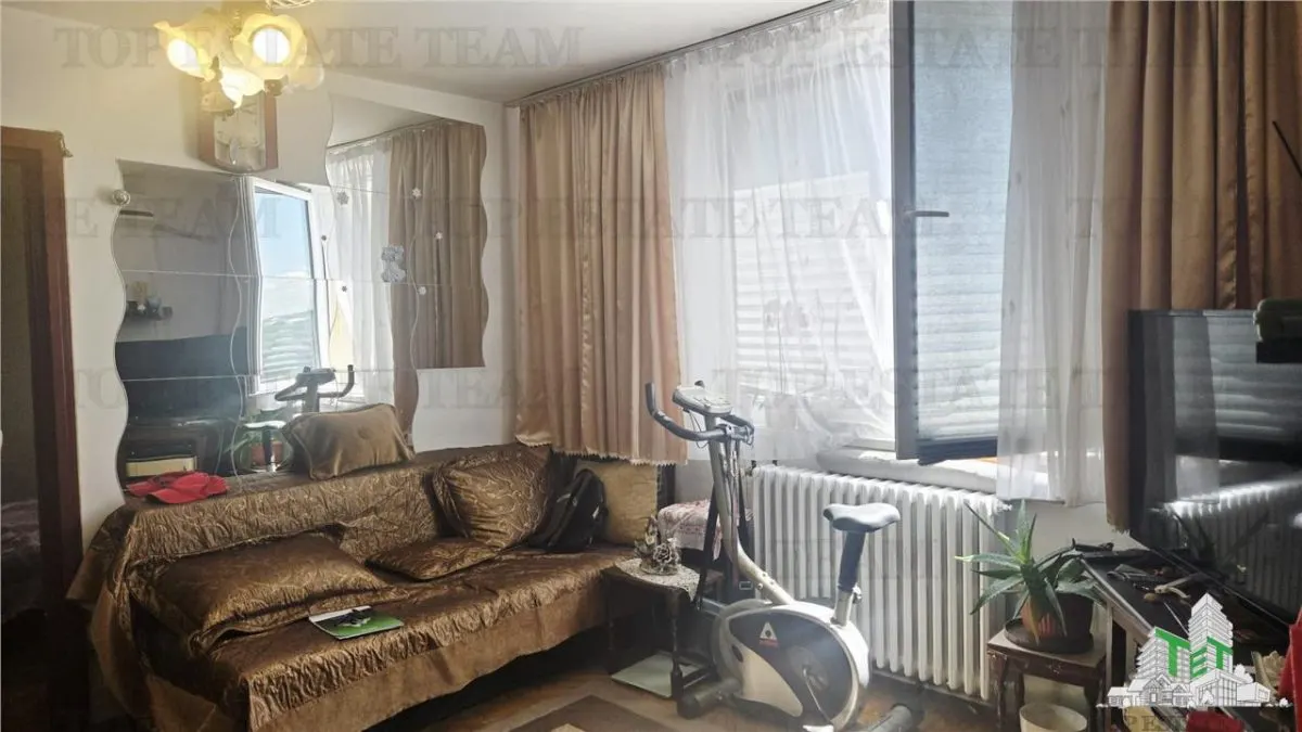 Apartament 2 camere Dinicu Golescu | Pret atractiv | Locatie buna - foto 2