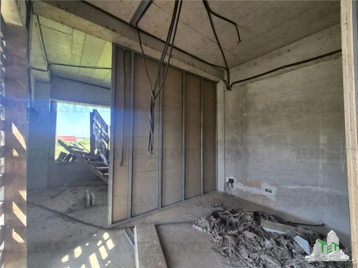 Vanzare vila exclusivista S+P+1E /Snagov - Ghermanesti, teren 1.371 mp - foto 19