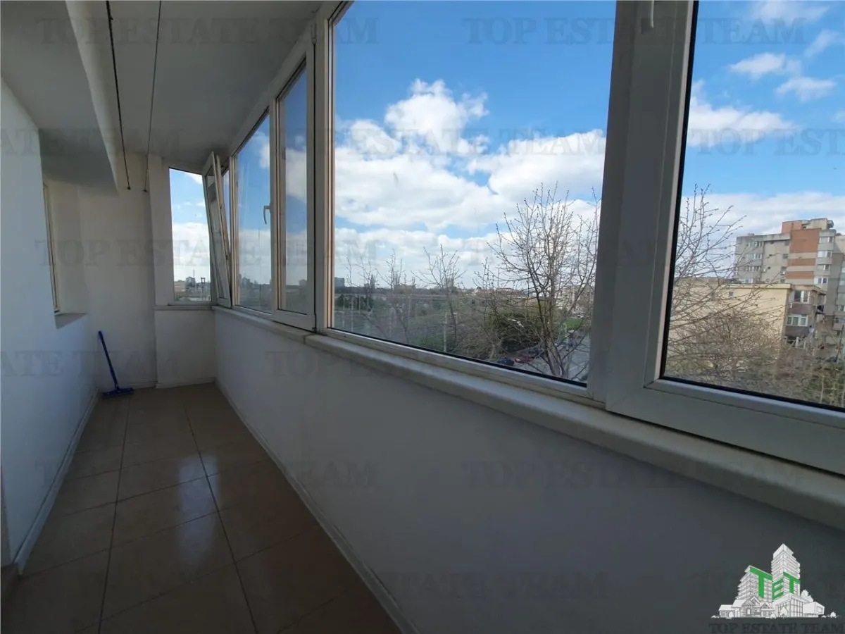 Apartament 4 Camere bloc Petromar in zona Gara Constanta - foto 15