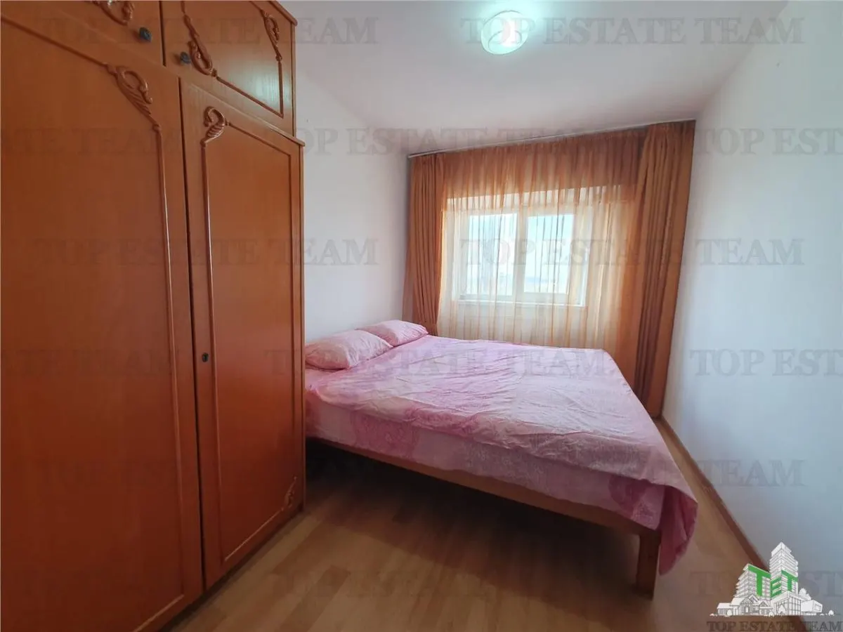 Apartament 4 Camere bloc Petromar in zona Gara Constanta - foto 3