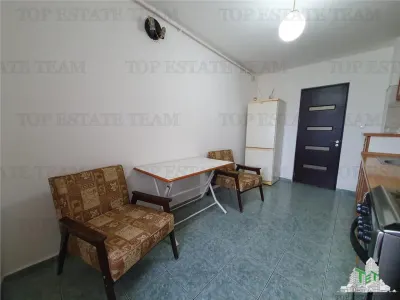 Apartament 4 Camere bloc Petromar in zona Gara Constanta - foto 7