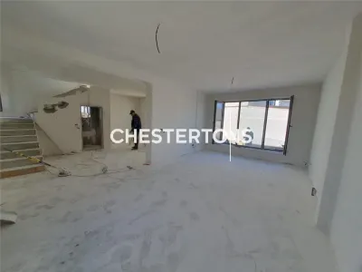 House / villa for sale 214 sqm in Navodari, Exterior Sud area - foto 7