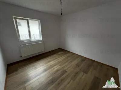 Casa finalizata 4 camere pompa de caldura in Ciorogarla - foto 11