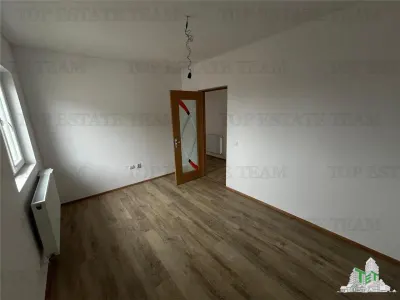 Casa finalizata 4 camere pompa de caldura in Ciorogarla - foto 17