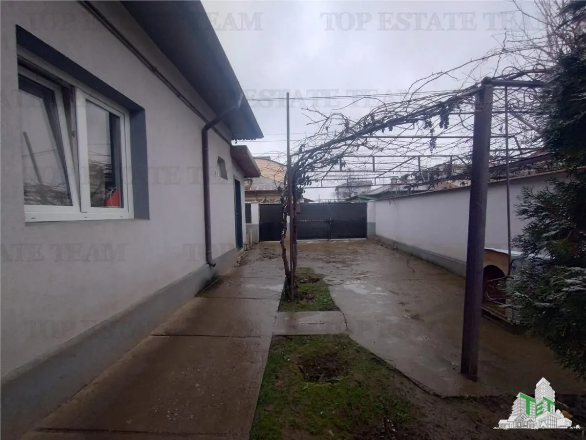 Casa individuala 4 camere cu teren 440 mp, zona linistita Popesti Leordeni - foto 1