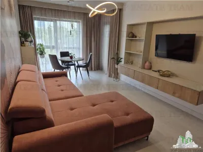 Apartament 3 camere de vanzare in zona Piata Presei - foto 1