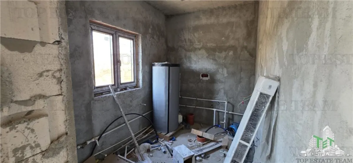 Domnesti - Oportunitate investitie/ Teren 1.643 mp + casa la gri 476mp/  pozitie excelenta - foto 11