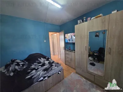 Apartament de 3 camere in Drumul Taberei, langa metrou si Parc Moghioros, sector 6 Bucuresti - foto 11