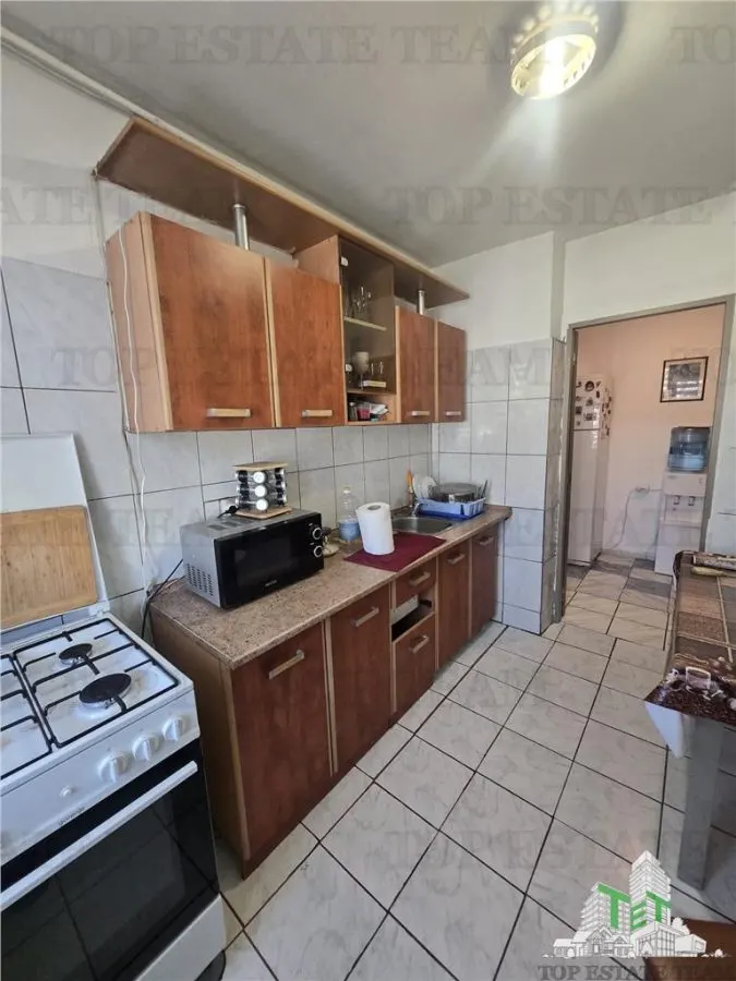 Apartament de 3 camere in Drumul Taberei, langa metrou si Parc Moghioros, sector 6 Bucuresti - foto 7