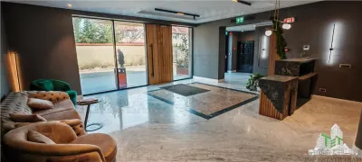 Apartament de 3 camere, cu finisaje premium, 108mp, toate utilitatile, piscina, complex rezidential securizat, zona Padurea Baneasa - foto 1