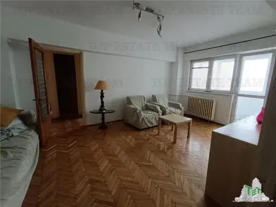 Vanzare apartament 3 camere vedere spate Ion Mihalache - foto 1
