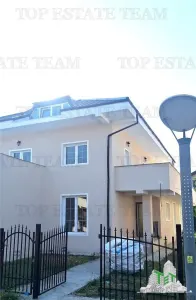 Oportunitate/ Vila spatioasa Familie/Complex  Crevedia - foto 1