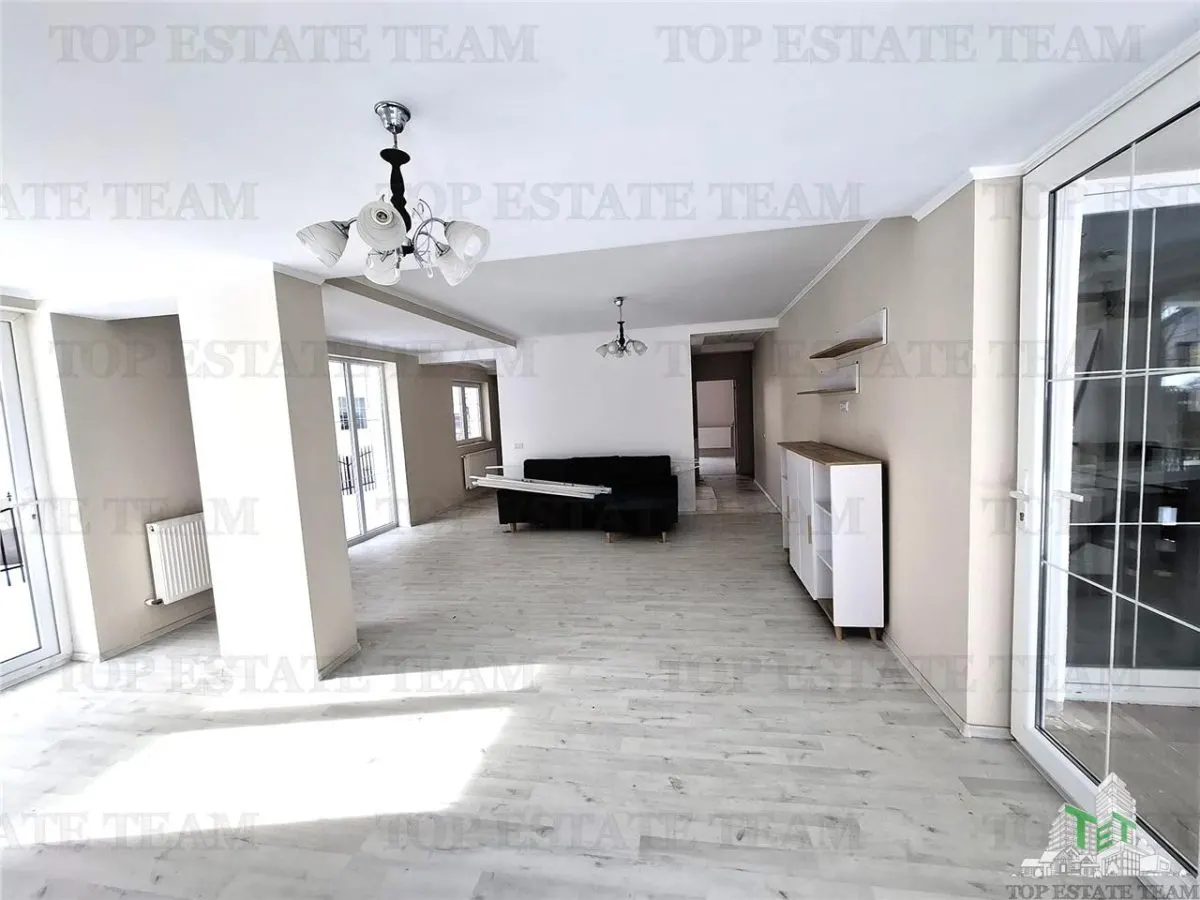 For Sale/Villa Family/Complex Privat/Lac/Crevedia - foto 4