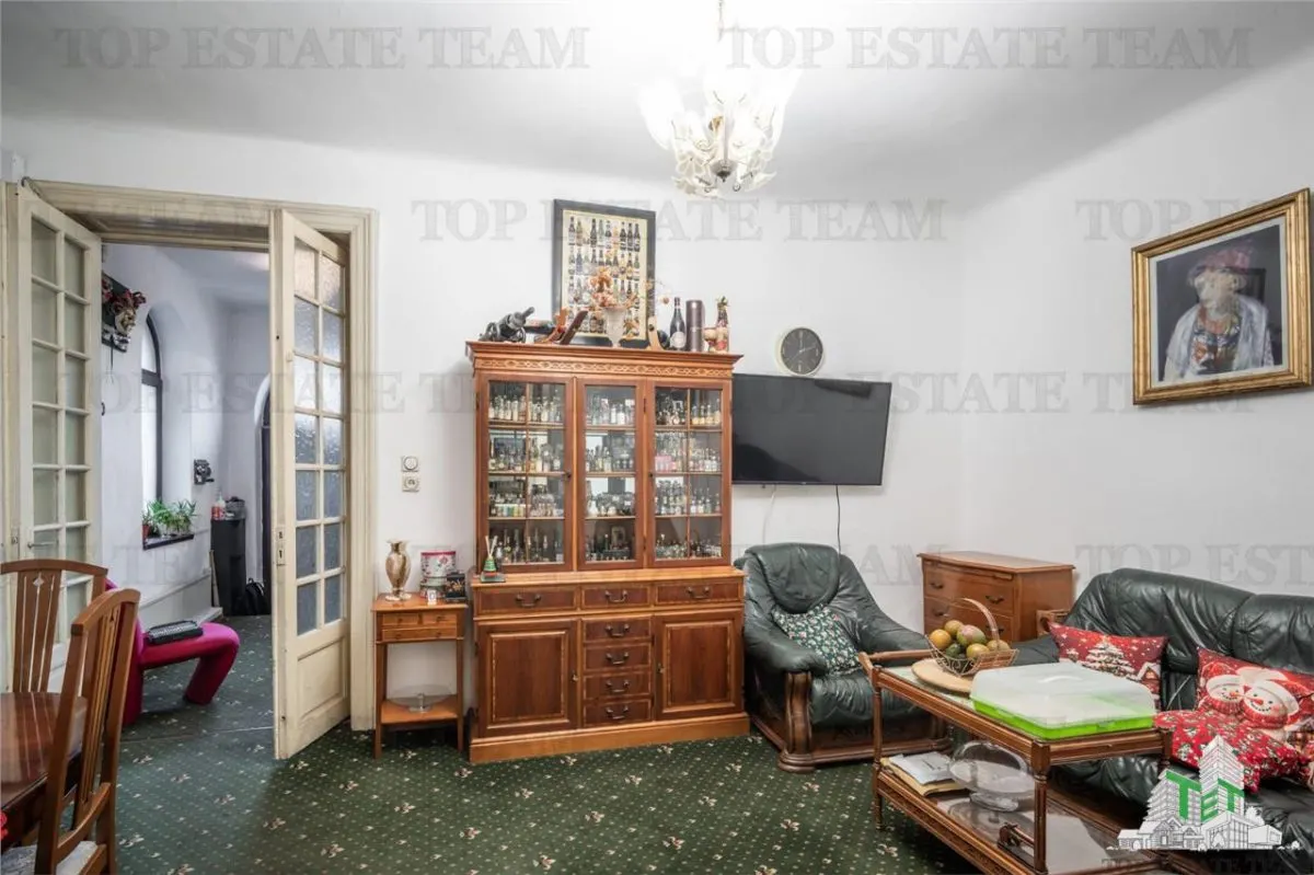 Vila de vanzare  - Zona Victoriei | Pretabil birouri, clinica sau rezidential - foto 4