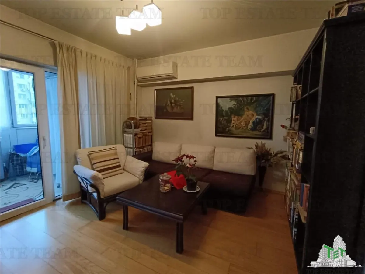 Vanzare apartament  3 camere Piata Victoriei- Titulescu - foto 4