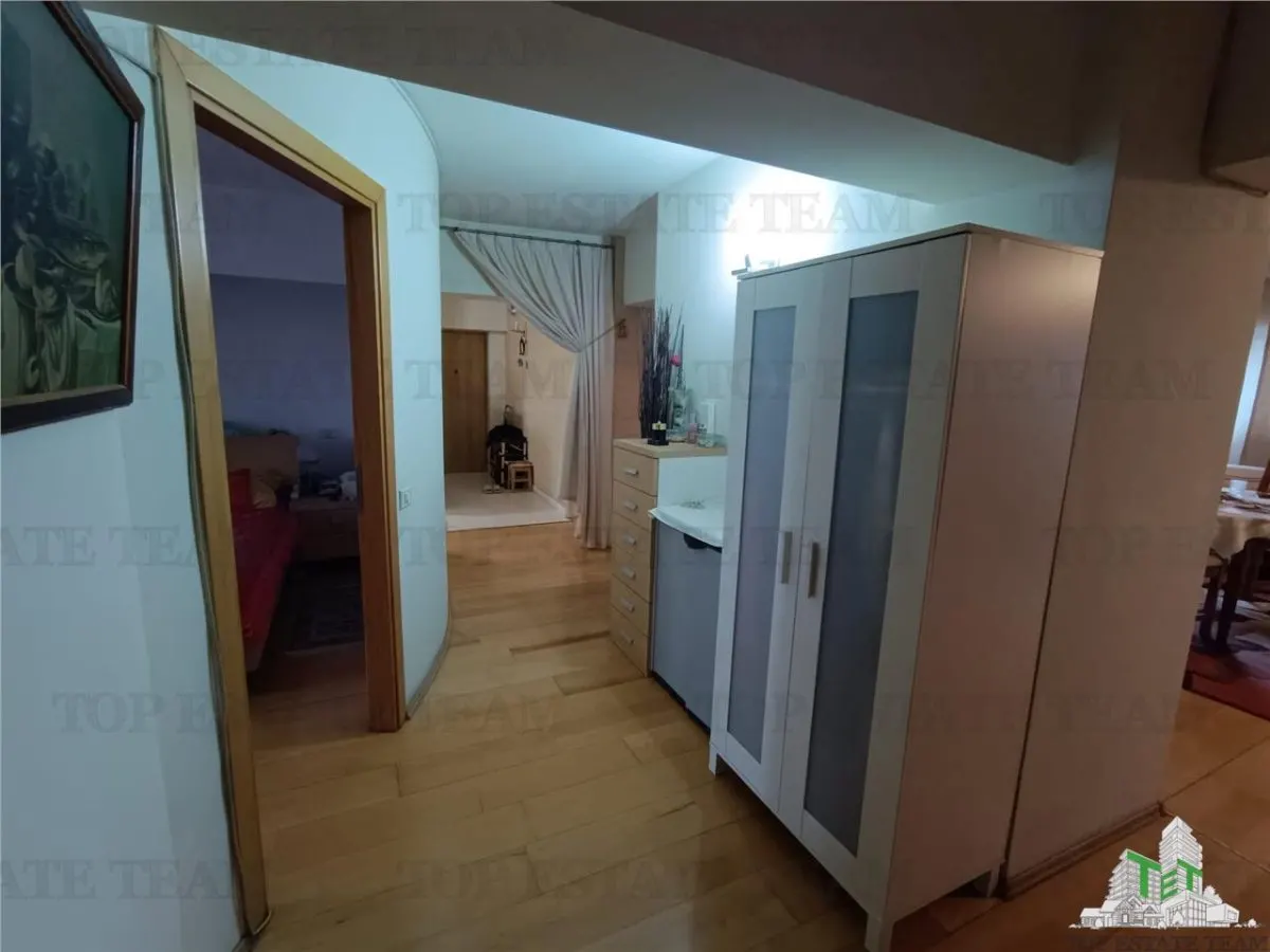 Vanzare apartament  3 camere Piata Victoriei- Titulescu - foto 9