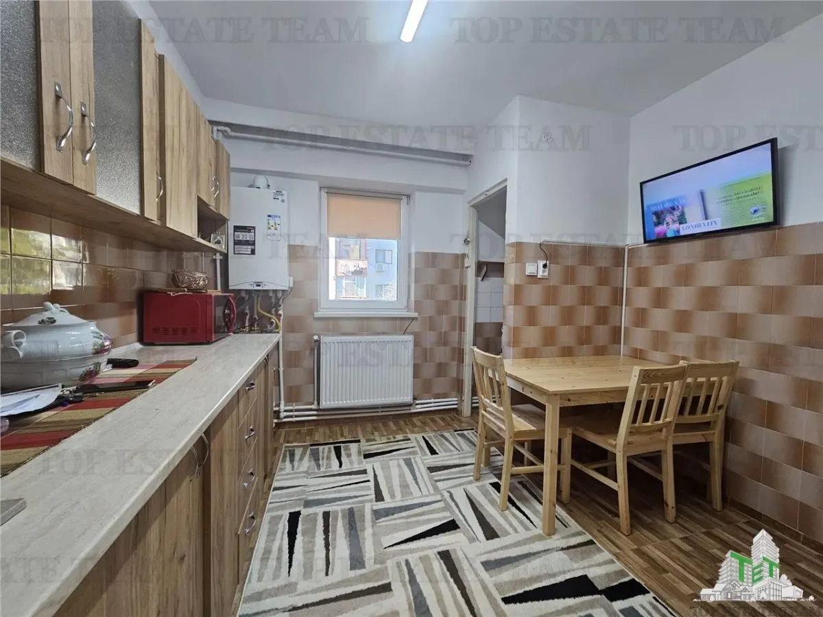 Apartment with 2 bedrooms for rent 60 sqm in Constanta, Dacia area - foto 2