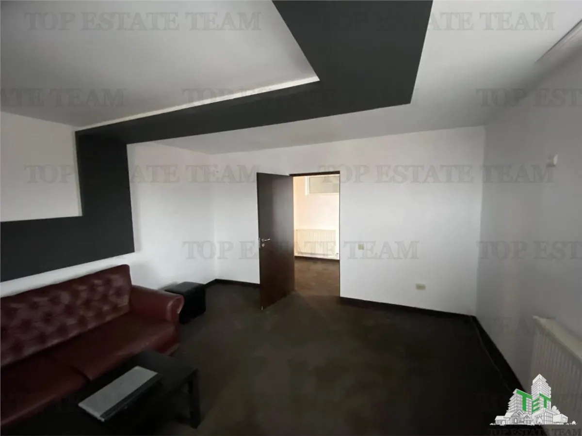 Apartament 2 camere spatioase , pozitionare excelenta si acces rapid metrou Aparatorii  Patriei, Facultatea ,,Spiru Hareat,, - foto 3