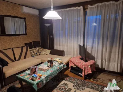 Apartament 3 camere teiul doamnei - foto 1