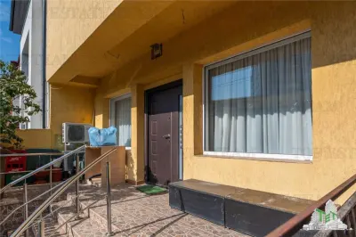 Vila moderna, structura din beton - Piata Muncii | Pretabila locuinta sau birouri - foto 24