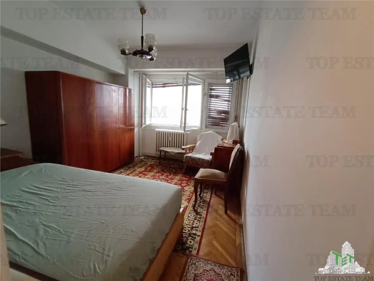 Vanzare apartament 3 camere Ion Mihalache- Piata 1 Mai - foto 3