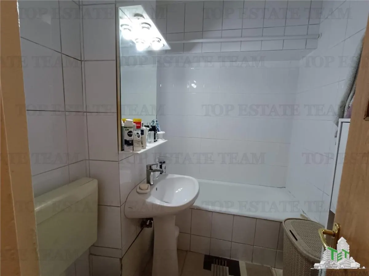 Vanzare apartament 3 camere Ion Mihalache- Piata 1 Mai - foto 7