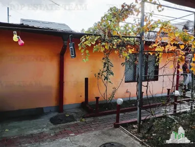 Casa 4 camere cu teren 260 de metri, zona linistita Brancoveanu - foto 1