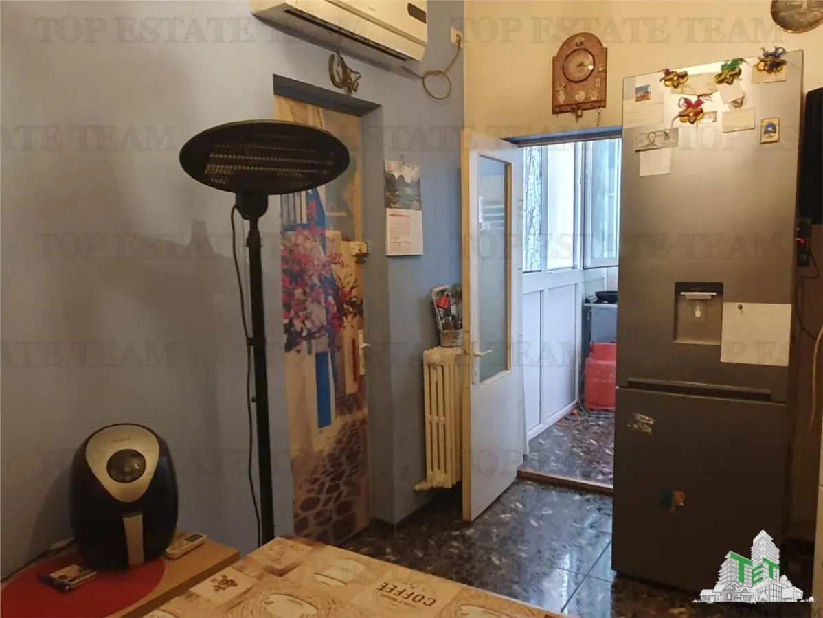 Spatiu extins central Liceul Mircea si Mare Constanta - foto 16