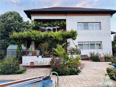 Vila de exceptie 6 camere 450 mp utili, 1000 mp teren, piscina Rosu-Padure - foto 1