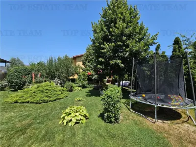 Vila lux 5 camere cu gradina superba centru Domnesti - foto 13