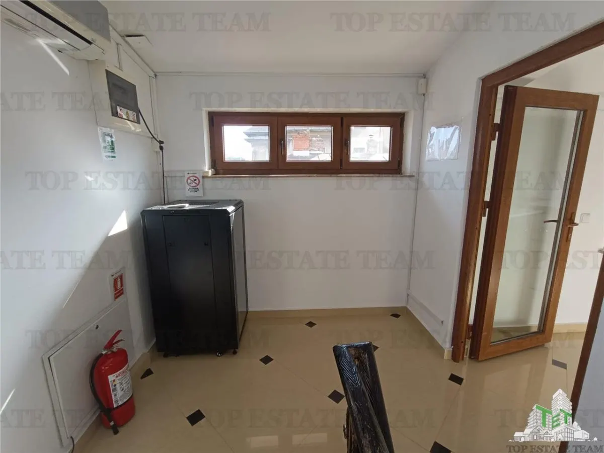 Vanzare vila pretabil birou zona premium, Domenii - foto 9
