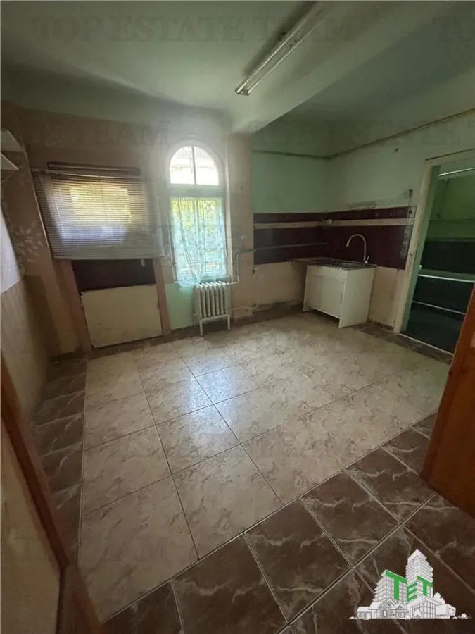 Vanzare teren cu casa Damaroaia - foto 5