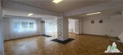 Apartament pretabil office in zona Casin - foto 2
