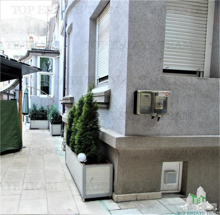 Casa / Vila cu 5 apartamente de vanzare in zona Cismigiu - foto 1