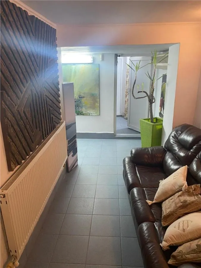Casa / Vila cu 5 apartamente de vanzare in zona Cismigiu - foto 3