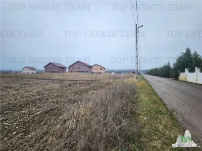 Teren cu toate utilitatile si dubla deschidere in zona rezidentiala - foto 6
