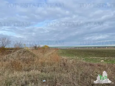 Teren de  vanzare in Otopeni 6900 mp - foto 2