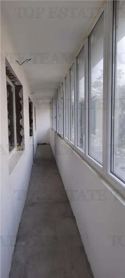 Vanzare apartament 3,camere, etaj 1, piata 1 Mai - foto 9