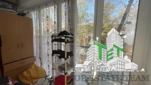 Apartament 5 camere in vila si curte 400 mp de vanzare zona Armeneasca - foto 8