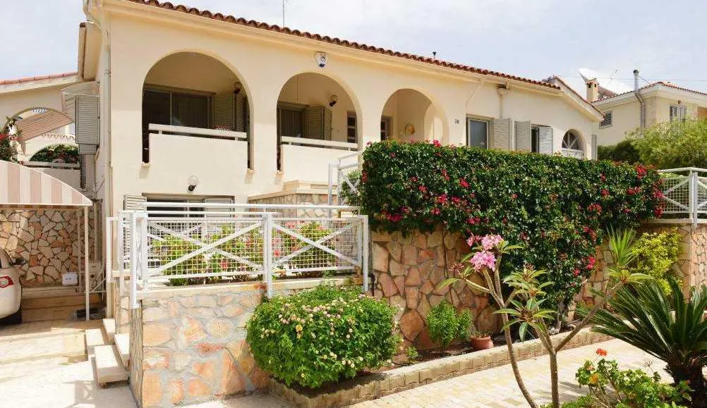 Casa de vanzare in Paphos, Cipru - foto 1