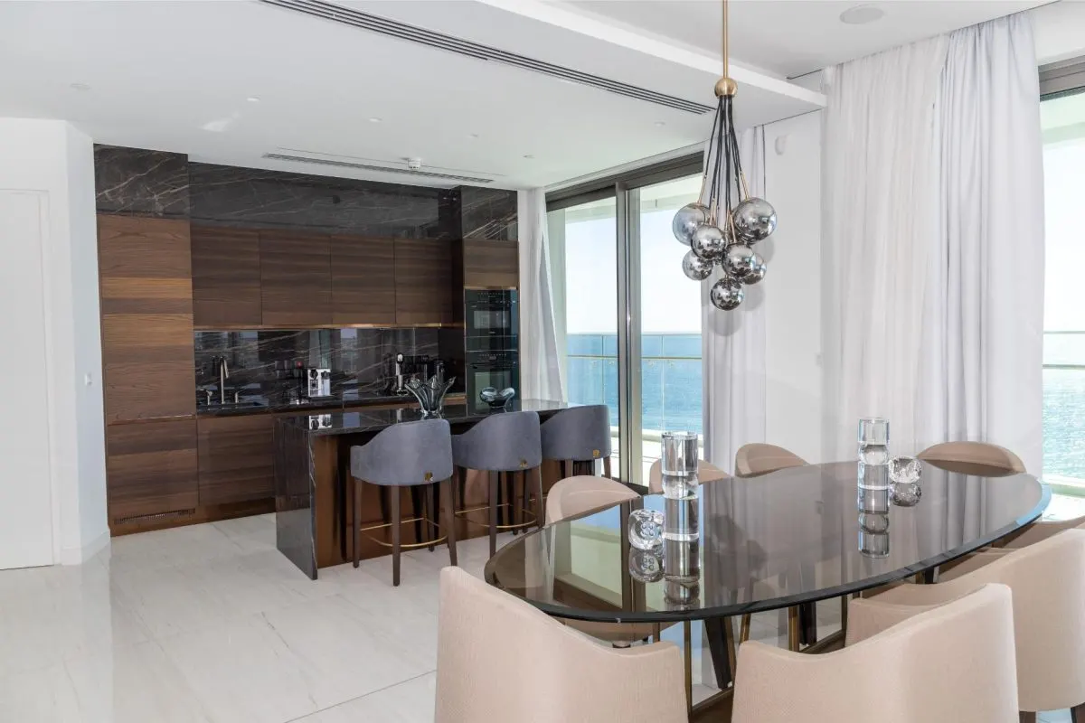 Apartment for Sale in Limassol, Cyprus - foto 1